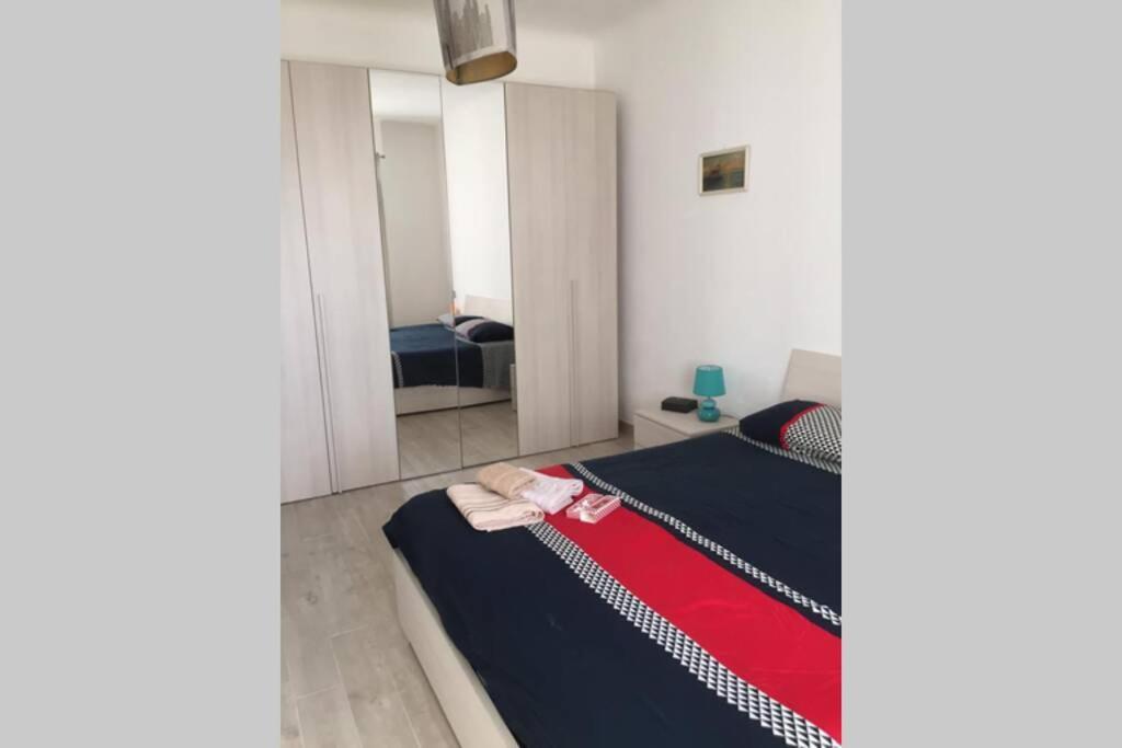 Grand F2 60Mq Centre Antibes, Proche Plages, Commerces, 2 Balcons, Parking, Train, Bus, Deco Vintage, Pet Friendly, Ideal Famille Ou 1-2 Couples Ngoại thất bức ảnh