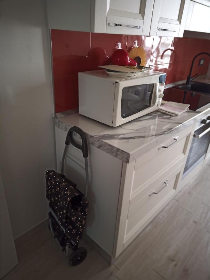 Grand F2 60Mq Centre Antibes, Proche Plages, Commerces, 2 Balcons, Parking, Train, Bus, Deco Vintage, Pet Friendly, Ideal Famille Ou 1-2 Couples Ngoại thất bức ảnh