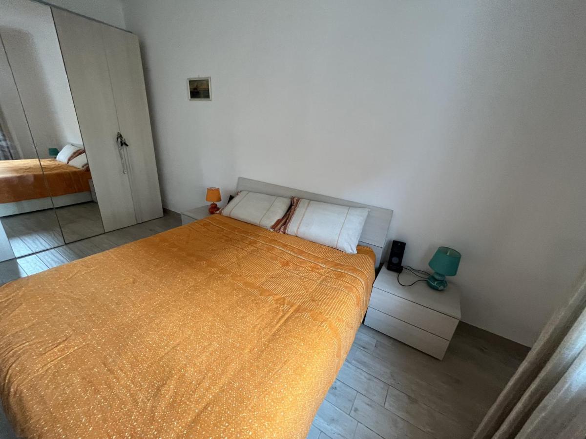 Grand F2 60Mq Centre Antibes, Proche Plages, Commerces, 2 Balcons, Parking, Train, Bus, Deco Vintage, Pet Friendly, Ideal Famille Ou 1-2 Couples Ngoại thất bức ảnh