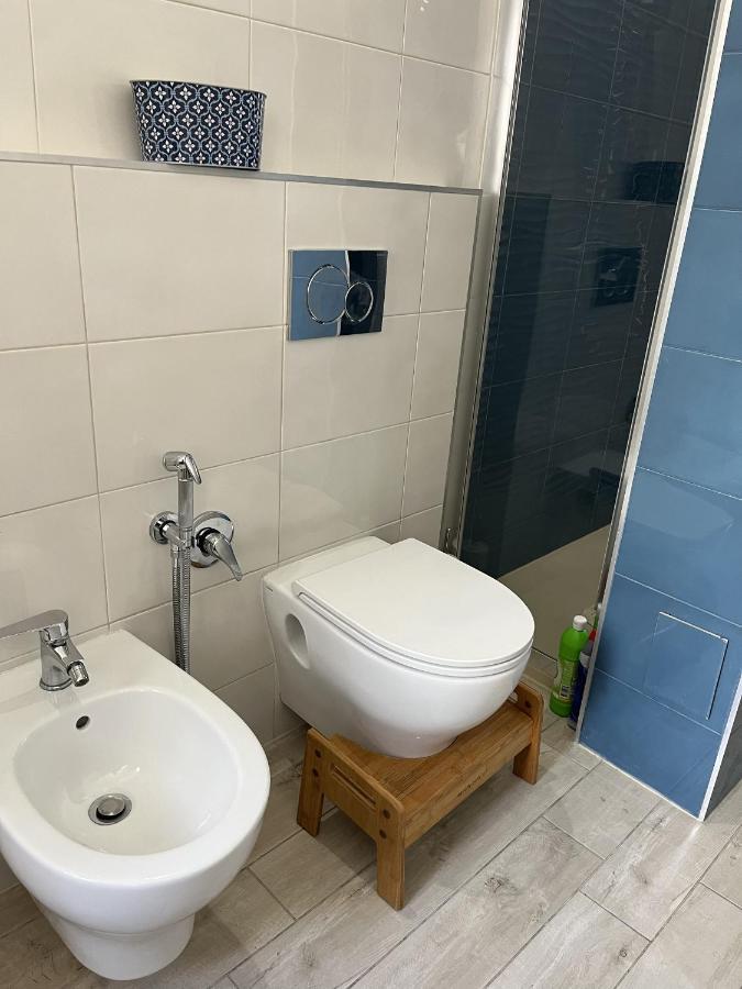 Grand F2 60Mq Centre Antibes, Proche Plages, Commerces, 2 Balcons, Parking, Train, Bus, Deco Vintage, Pet Friendly, Ideal Famille Ou 1-2 Couples Ngoại thất bức ảnh